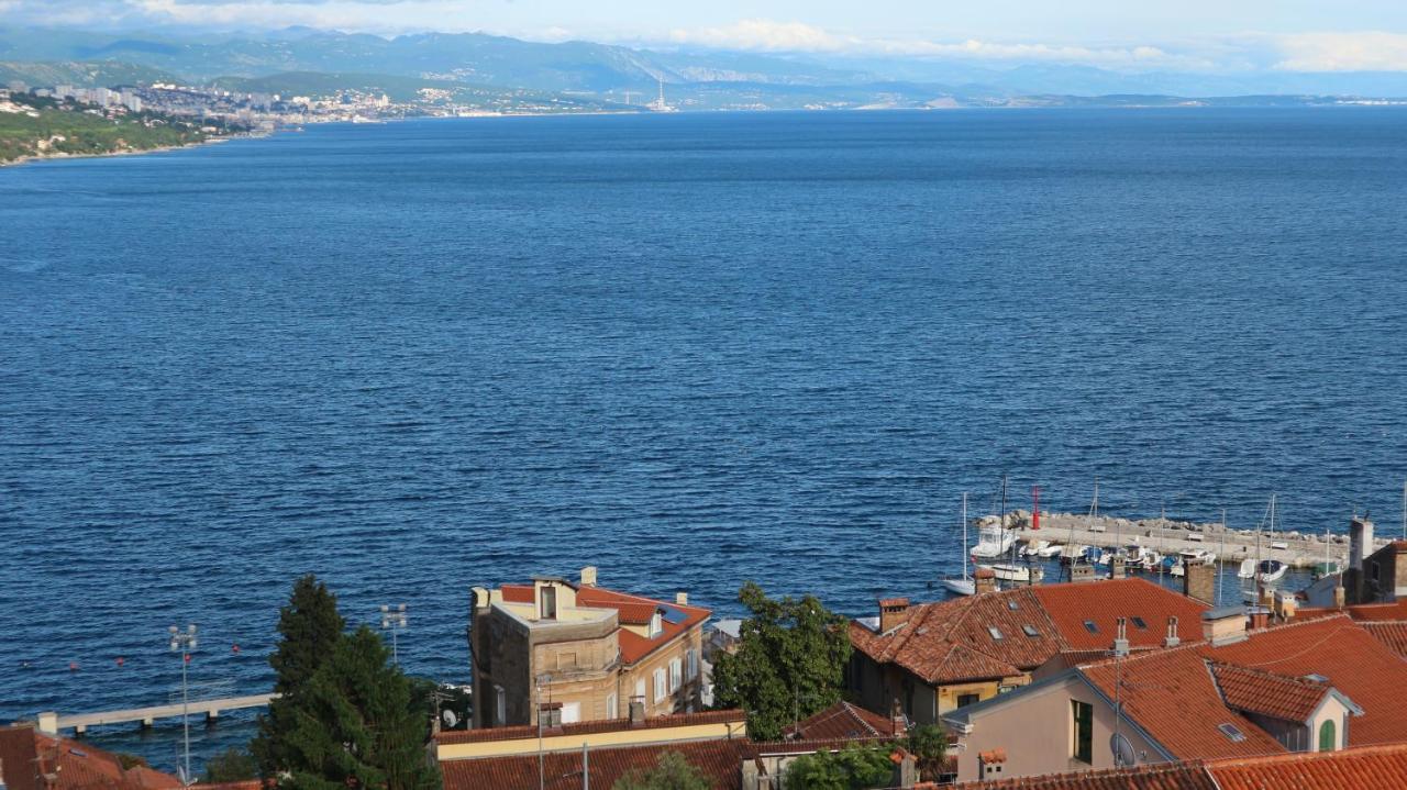 Apartments Komel II Opatija Exteriör bild
