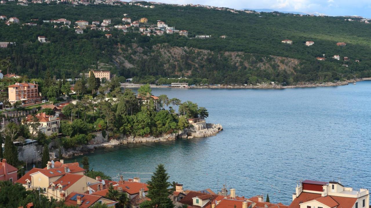 Apartments Komel II Opatija Exteriör bild