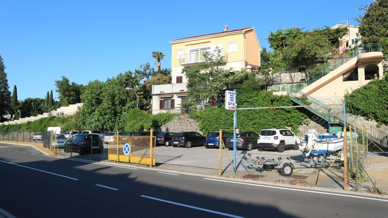 Apartments Komel II Opatija Exteriör bild