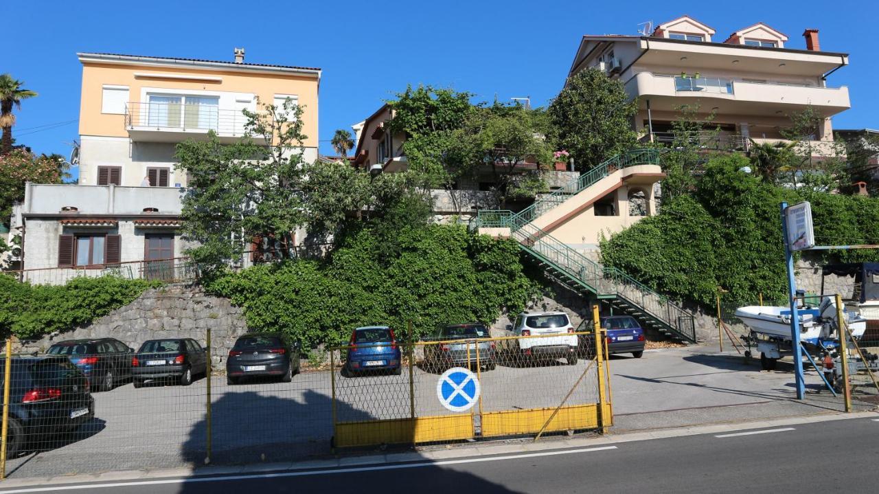 Apartments Komel II Opatija Exteriör bild